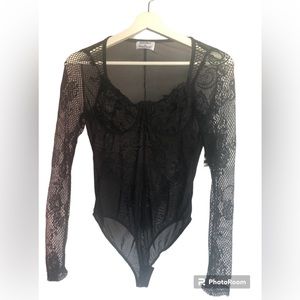 Trezzi Collection Runaway black lace bodysuit S